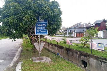 Kampung Labu Lanjut