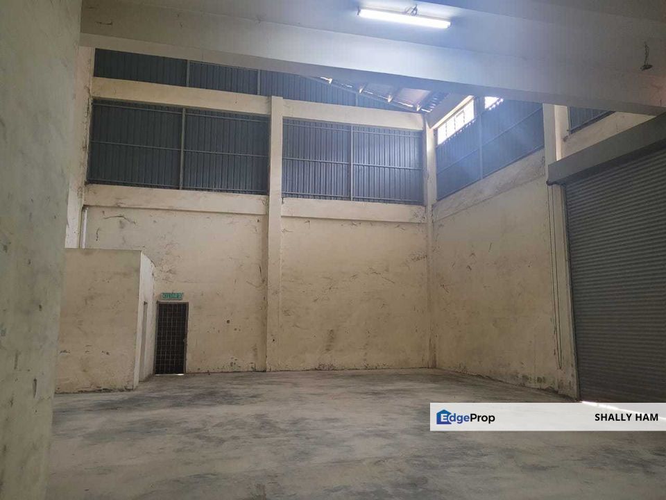 1.5 storey factory sms rawang industrial park , Selangor, Rawang