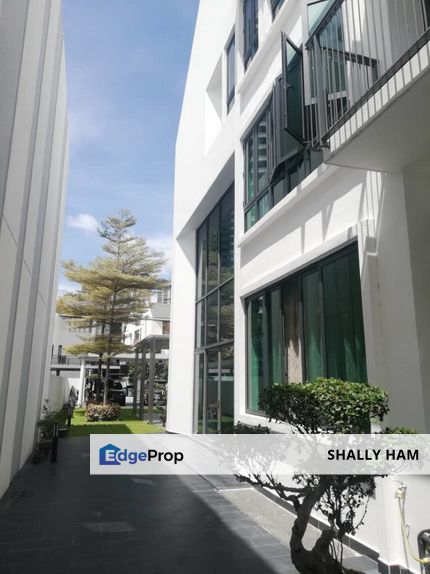 SemiD at Taman esplanad near pavillion 2  and lrt , Kuala Lumpur, Bukit Jalil
