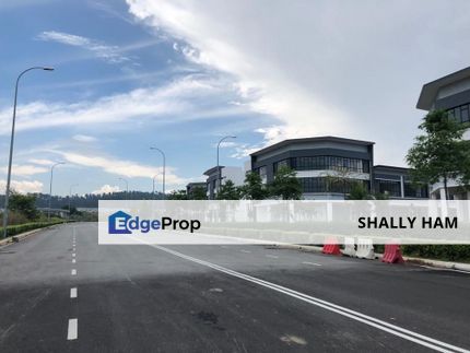 1st flr shoplot  at  seri coalfield puncak alam , Selangor, Sungai Buloh