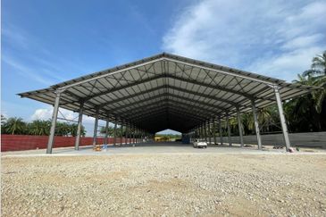 Big  spacious  3 acres warehouse  1000Amp at mukim ijok to let , kuala selangor, eco puncak alam, alam jaya, meru , klang 