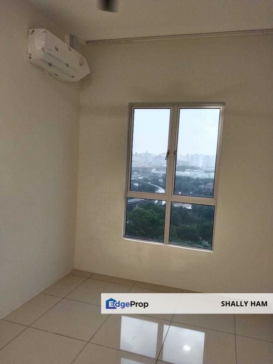 New Platinum OUG Condo near  muhibbah LRT and pavillion 2 bukit jalil, Kuala Lumpur, Bukit Jalil