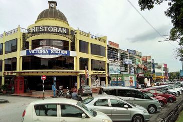 Taipan Business Centre, USJ 10