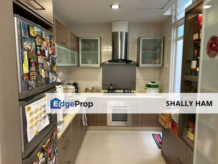 2 storey fully furnished house for sale at lake edge bandar metro puchong , Selangor, Puchong
