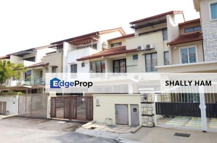 3 storey superlink free hold house at taman esplanade bukit jalil near pavillion2 and lrt, Kuala Lumpur, Bukit Jalil