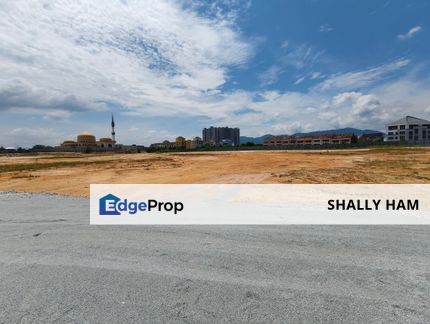 3 acre flat agricultural  land near mainroad at Banting for sale , Selangor, Banting