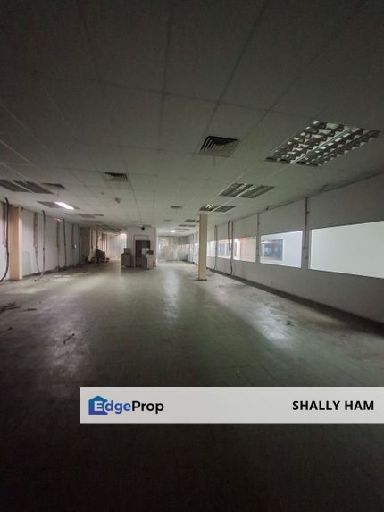 Big warehouse/factory TO let @ Bukit bandar puchong , Selangor, Puchong