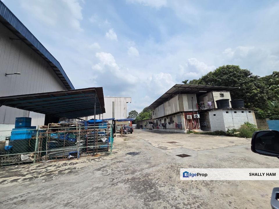 kawasan  perindustrian sg purun  semenyih warehouse/factory to let , Selangor, Semenyih