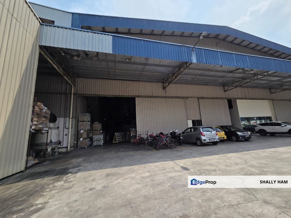 kawasan  perindustrian sg purun  semenyih warehouse/factory to let , Selangor, Semenyih