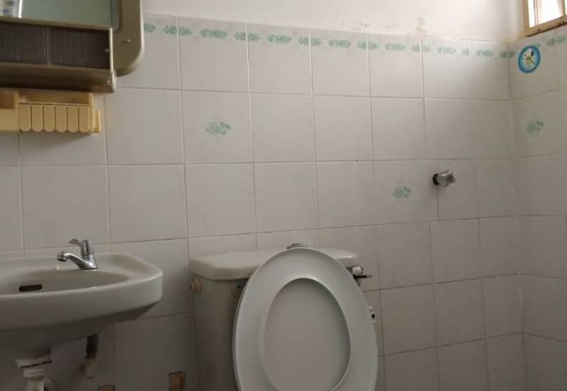 De Tropicana Condominium