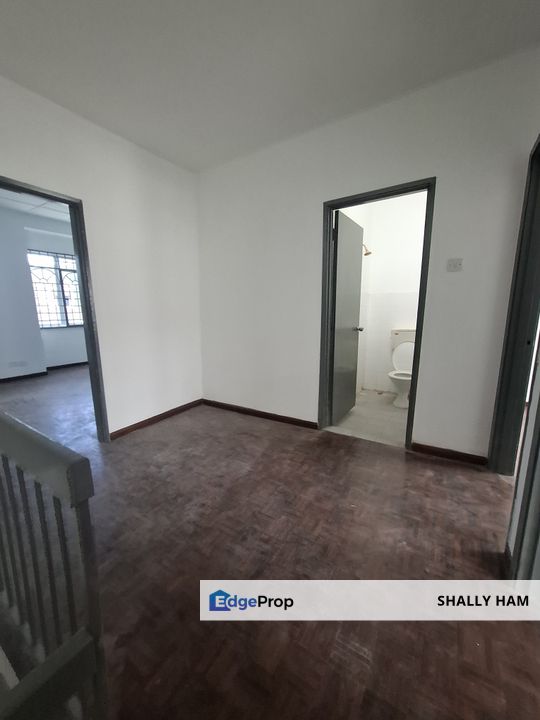 Saujana puchong SP 6 double storey link house for rent, Selangor, Puchong South