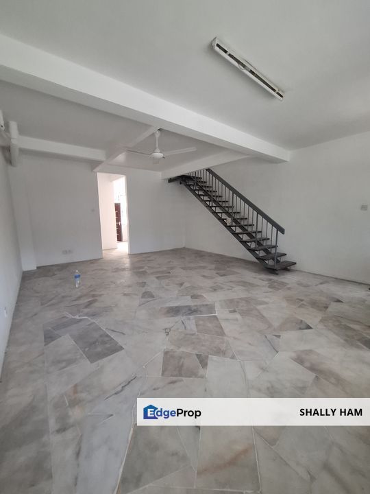Saujana puchong SP 6 double storey link house for rent, Selangor, Puchong South