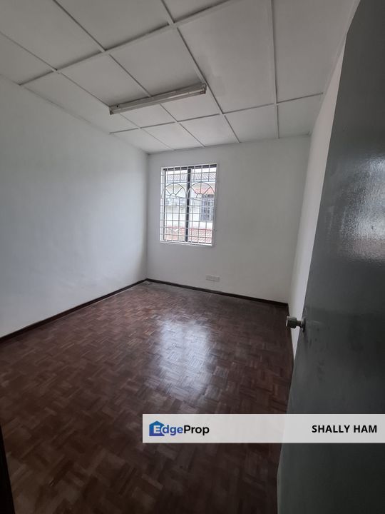 SP 6 saujana puchong house for rent, Selangor, Puchong South