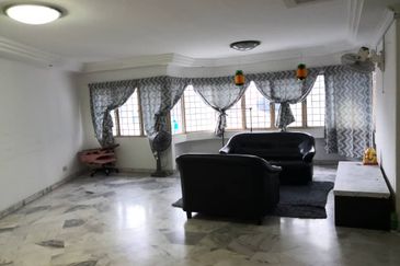 De Tropicana Condominium