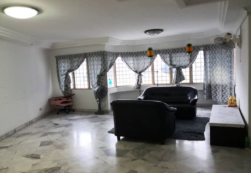 De Tropicana Condominium