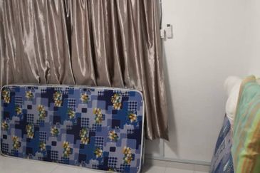 De Tropicana Condominium