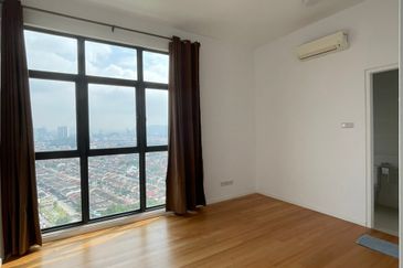 Waltz Residences @ Paradigm Garden City