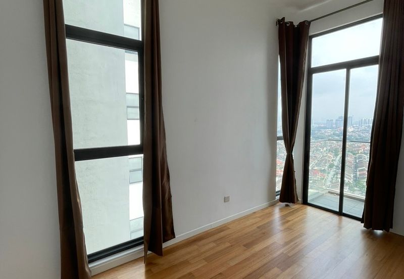 Waltz Residences @ Paradigm Garden City