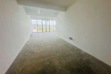 Elmina Business Park