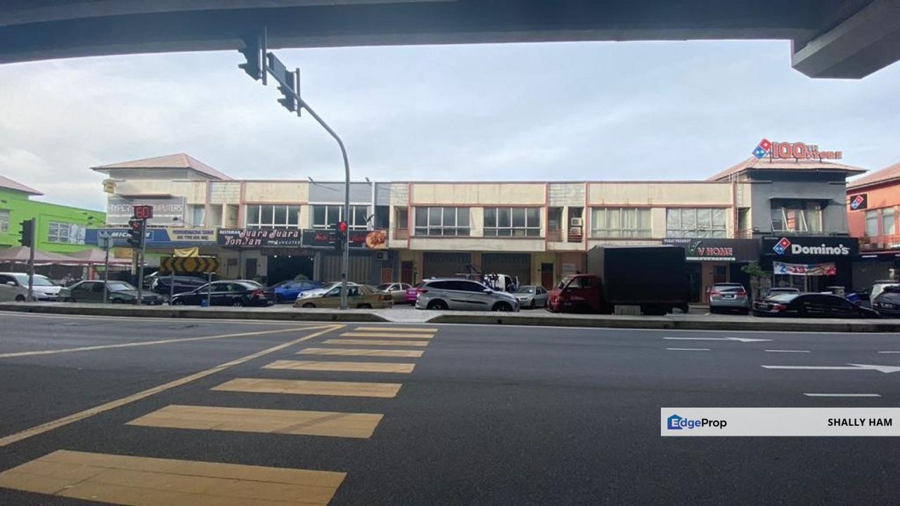 1st floor shoplot to let at  ampang waterfront, Ampang, Selangor, Ampang