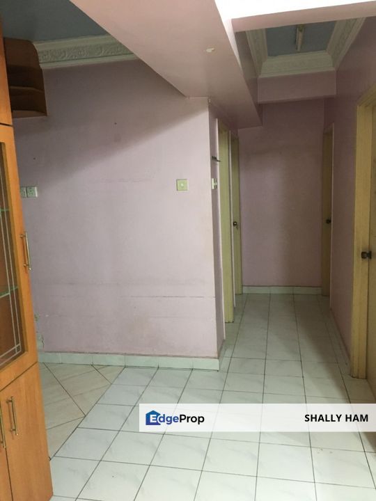 Juara suria apartment  partial furnished near balakong , seri kembangan for sale, Selangor, Balakong