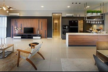 3 storey  modern and luxury Villa at Elevia Residences with lift for sale at taman puchong prima, puchong