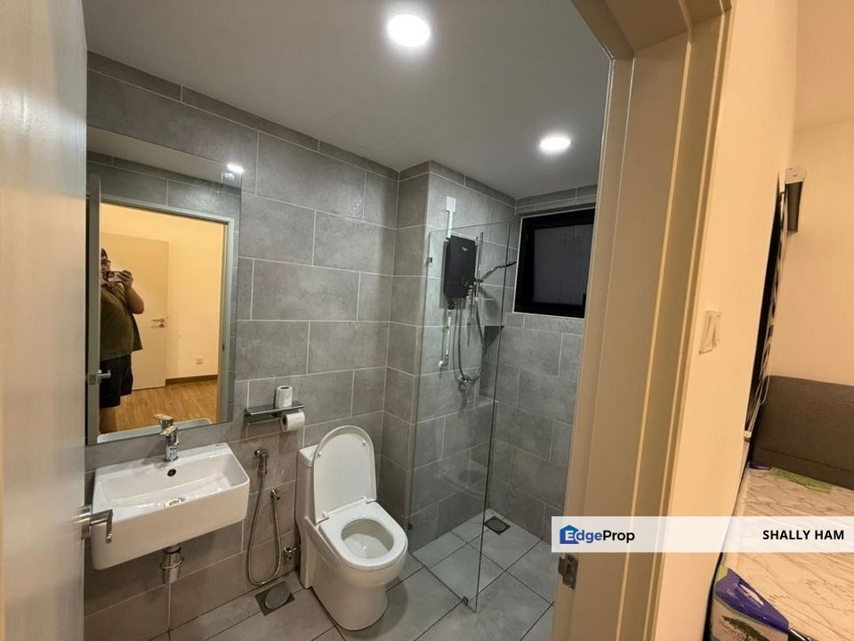 Tropika bukit jalil New  fully furnished  big condo with balcony to let , Kuala Lumpur, Bukit Jalil