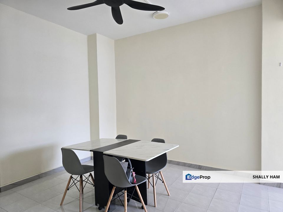 Bukit Oug condo  bukit jalil near LRT , pavllion 2 , Kuala Lumpur, Bukit Jalil