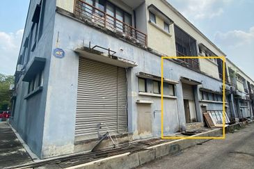 Shop Lot Ground Floor Seksyen 3 Bangi For Rent