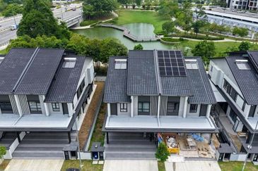 Freesia Residences @ Tropicana Aman