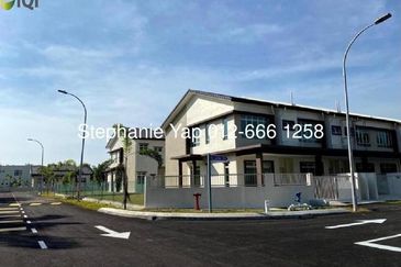 Taman Dato Hormat, Telok Panglima Garang