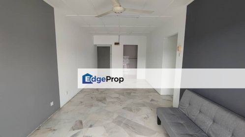 Akasia Apartment, Pusat Bandar Puchong, , 