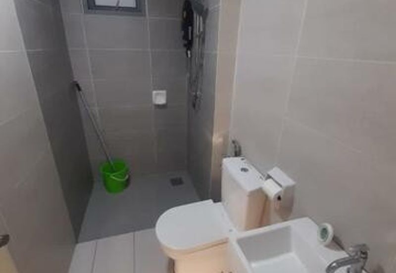 Adria Residence @ Gravit8