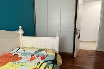 16 Quartz Melawati Condominium