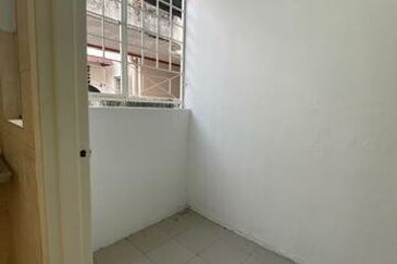 Bayu Villa Apartment, Bayu Perdana