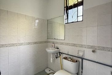 Persiaran Anggerik Aranda 