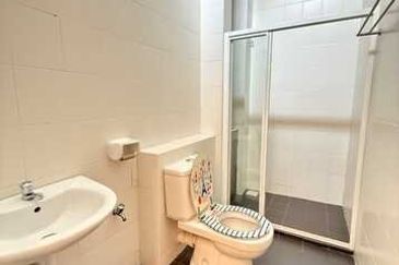 Setia Indah 9, Setia Alam