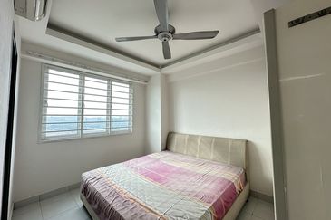 Main Place Residence