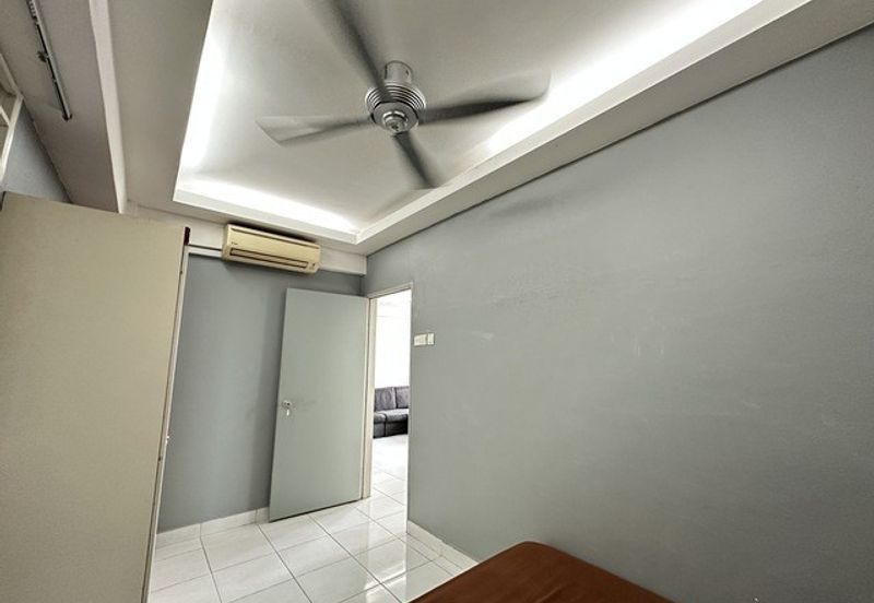 Main Place Residence