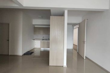 Gravit8 @ Klang South