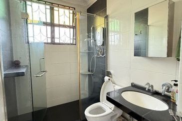 Persiaran Anggerik Aranda 