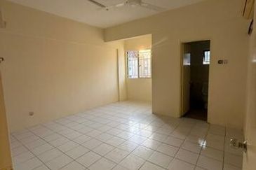 Vista Bayu Apartment, Taman Bayu Perdana