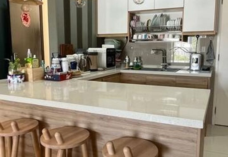 16 Quartz Melawati Condominium