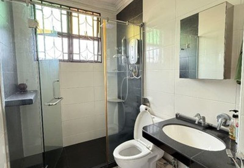 Persiaran Anggerik Aranda 