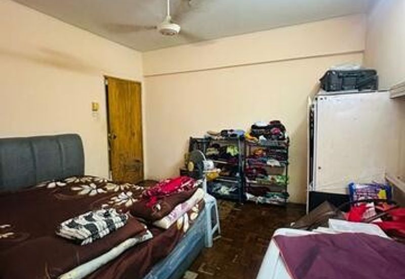 Bandar Bukit Tinggi 1 Apartment