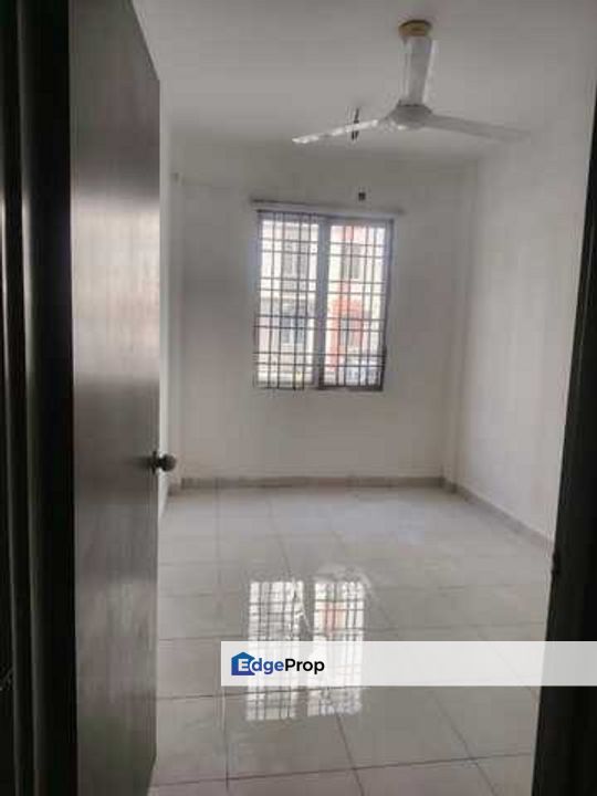 Orchis Apartment, Bandar Parklands, , 