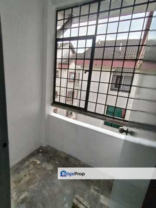 Kekwa Apartment @ Putra Perdana, , 