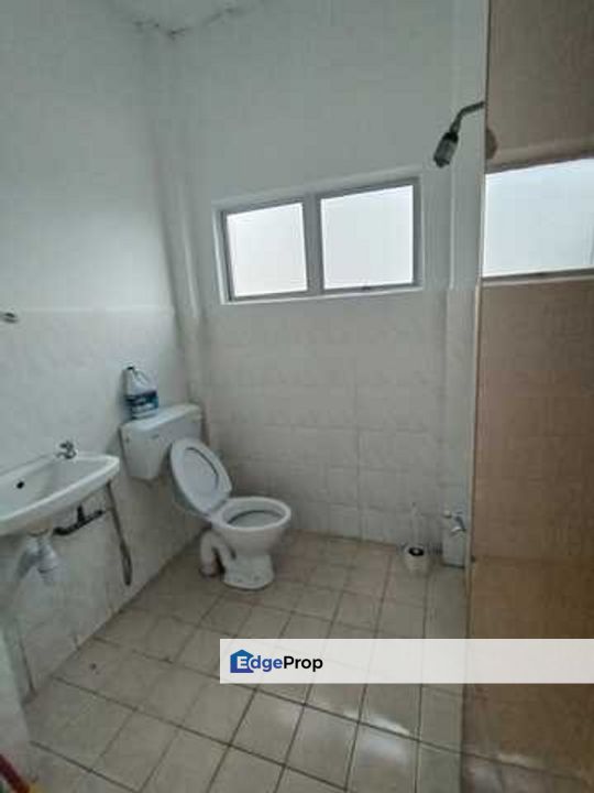 Kekwa Apartment @ Putra Perdana, , 