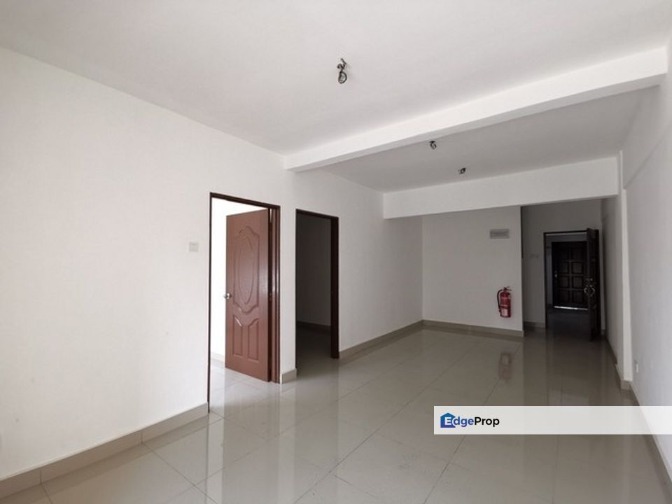 Golden Villa Apartment, , 