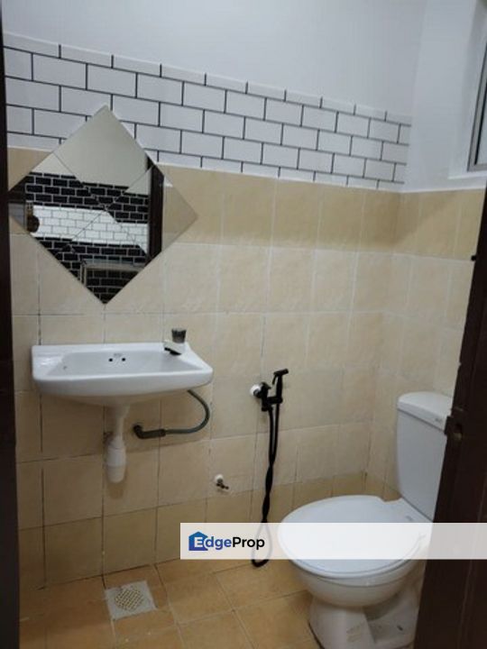 Bayu Villa Apartment, Bayu Perdana, , 